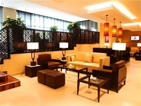 Holiday Inn Express Dubai Safa Park By Ihg Hotel