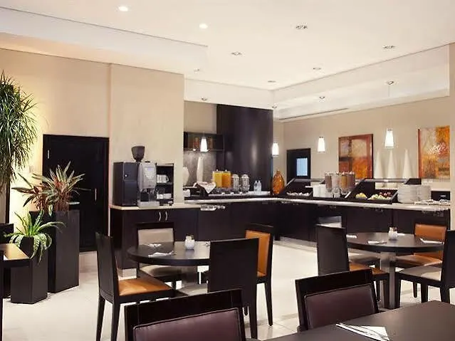 *** Hotel Holiday Inn Express Dubai Safa Park By Ihg United Arab Emirates