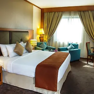 Otel Landmark Summit